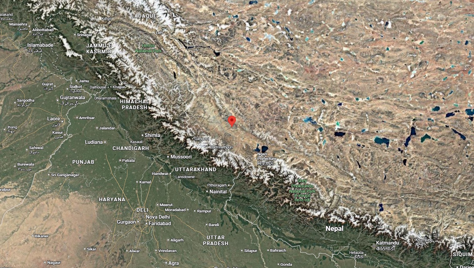 Terremoto de magnitude 5 atinge Tibete uma semana após avalanche histórica, segundo agências 