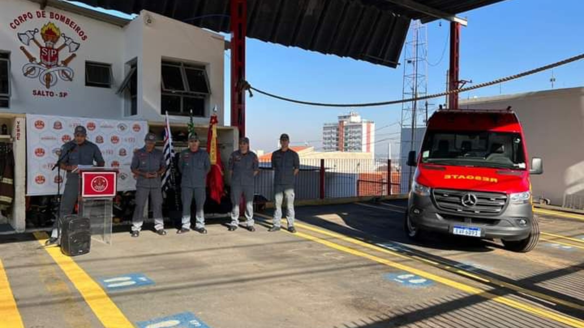 Adolescente morre após se afogar em lago de Salto