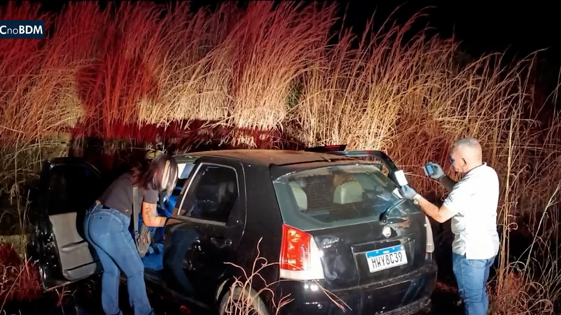 Carro usado por suspeito de tentar matar ex-mulher em Balsas é encontrado abandonado em matagal