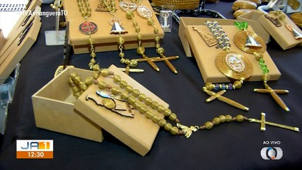 Na Feira Tem: artesanato com capim dourado conquista turistas em Palmas