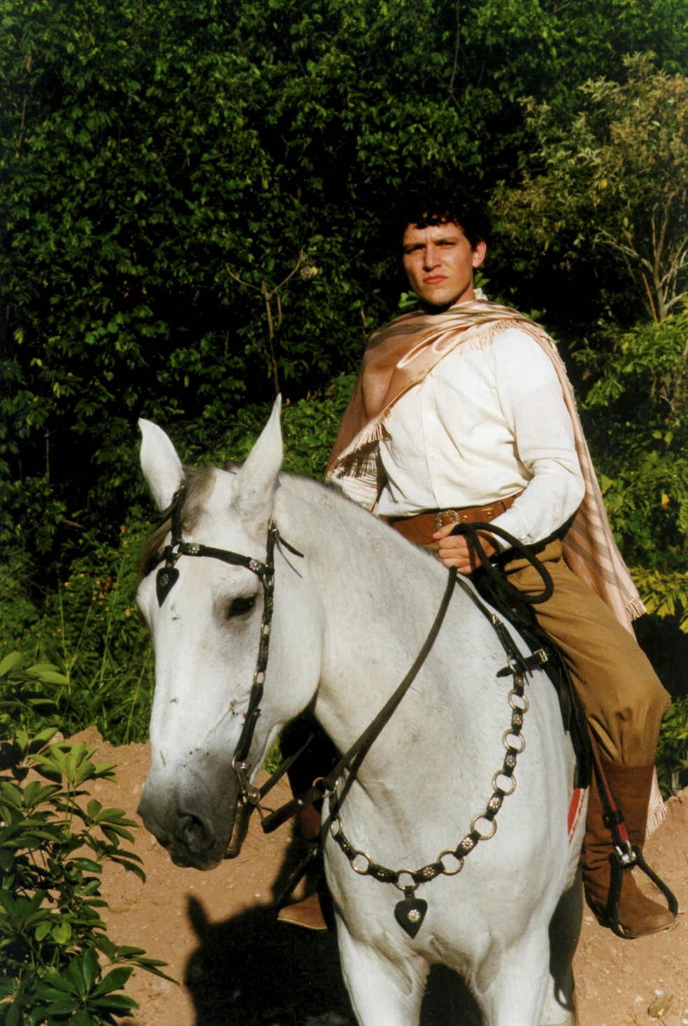 Edward Boggiss na novela Esplendor — Foto: Acervo TV Globo