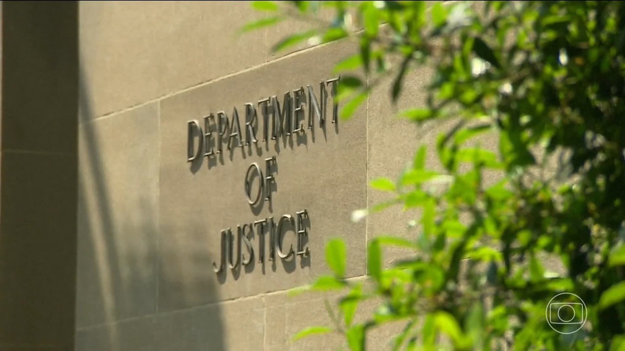 Polícia americana faz busca e apreensão em casa de jornalista do Washington Post