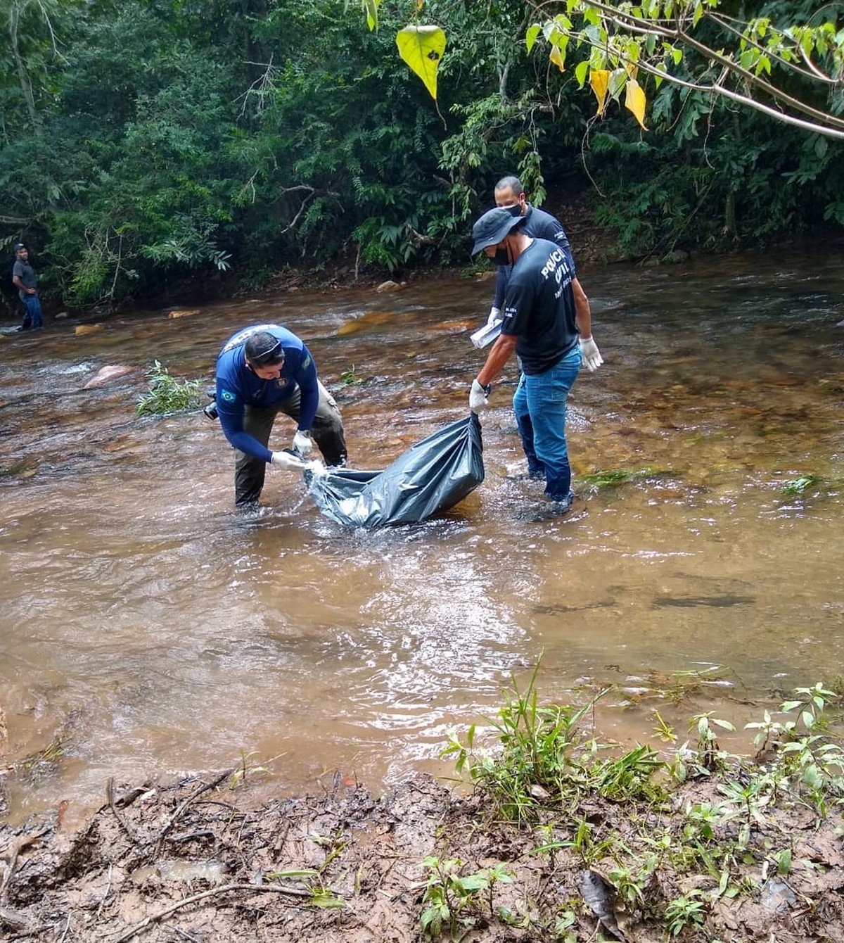 Corpo De Homem Desaparecido Há Um Mês é Encontrado Enterrado às Margens De Córrego Em Mt Mato 2723