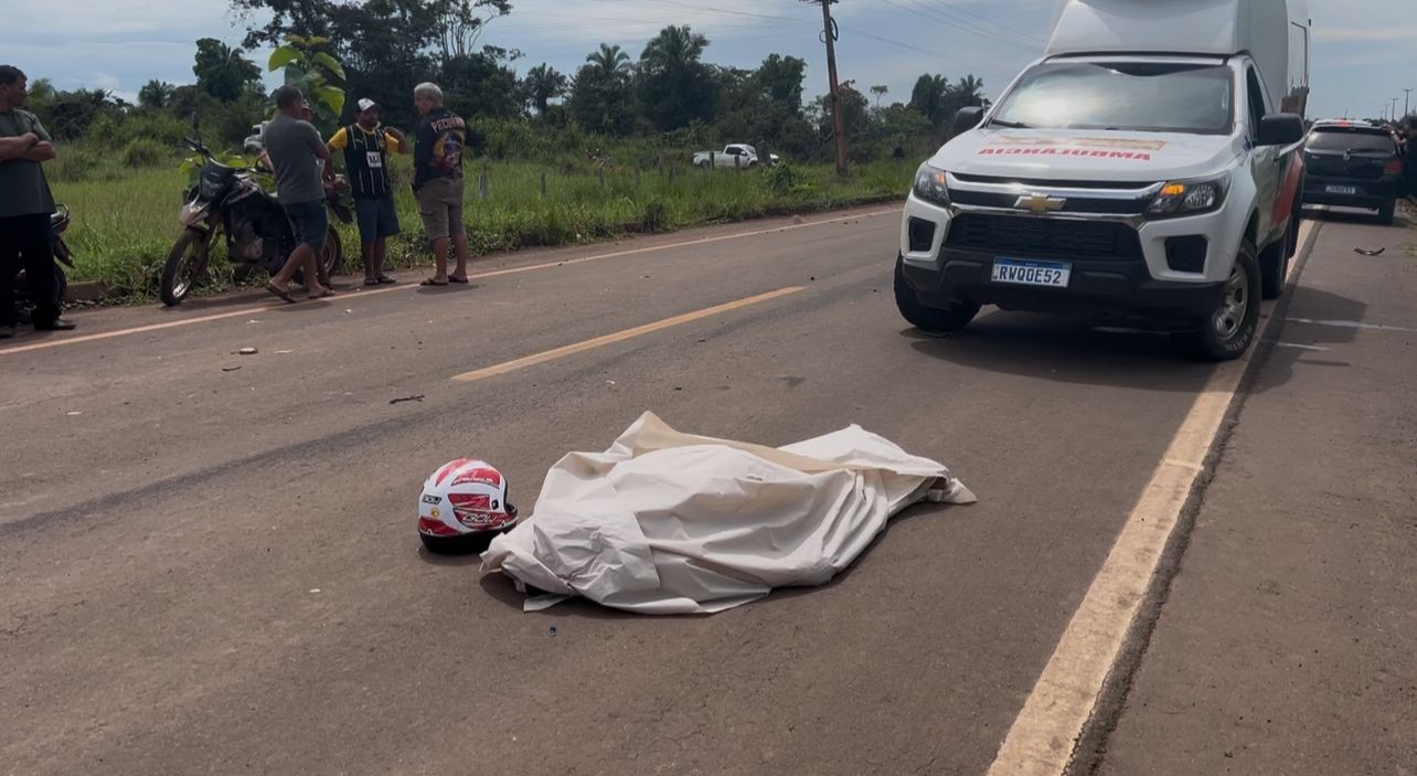 Amigas morrem em acidente envolvendo carro e moto na PA-427, em Alenquer