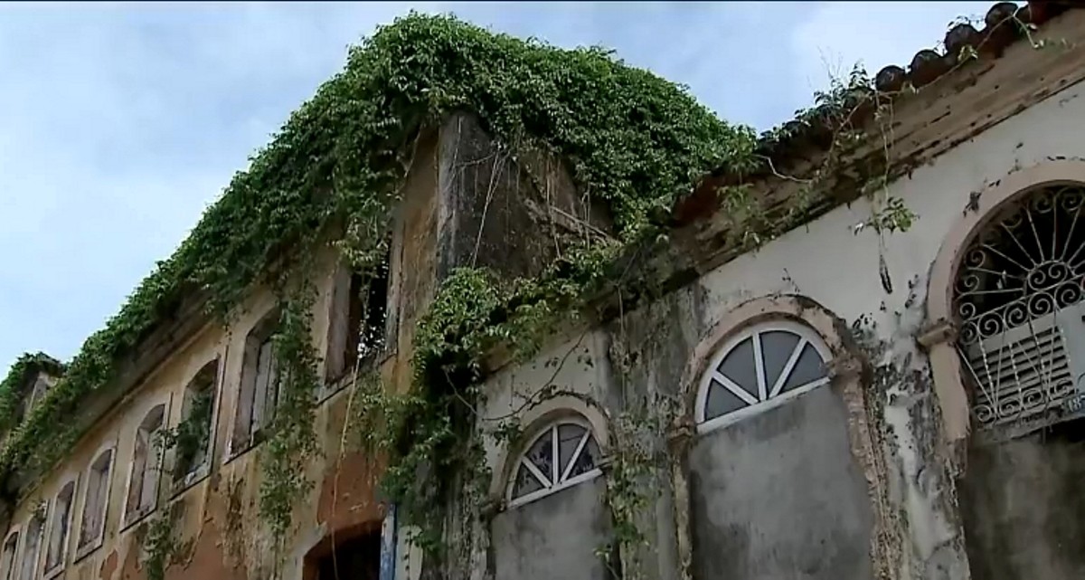 Patrimônio histórico de São Luís sofre degradação acelerada; mais de 100 prédios antigos estão sob risco