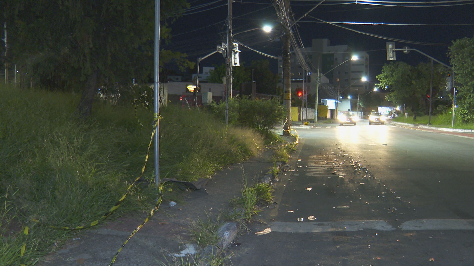 Motociclista morre após ser atingido por caminhonete em cruzamento em BH