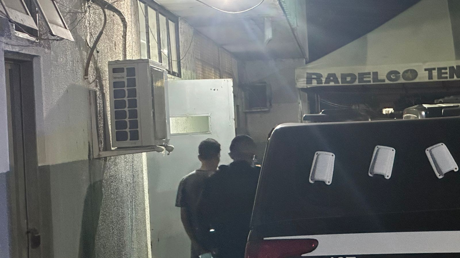 Idoso é atacado a facadas dentro de casa e pedreiro é preso suspeito do crime em MT 