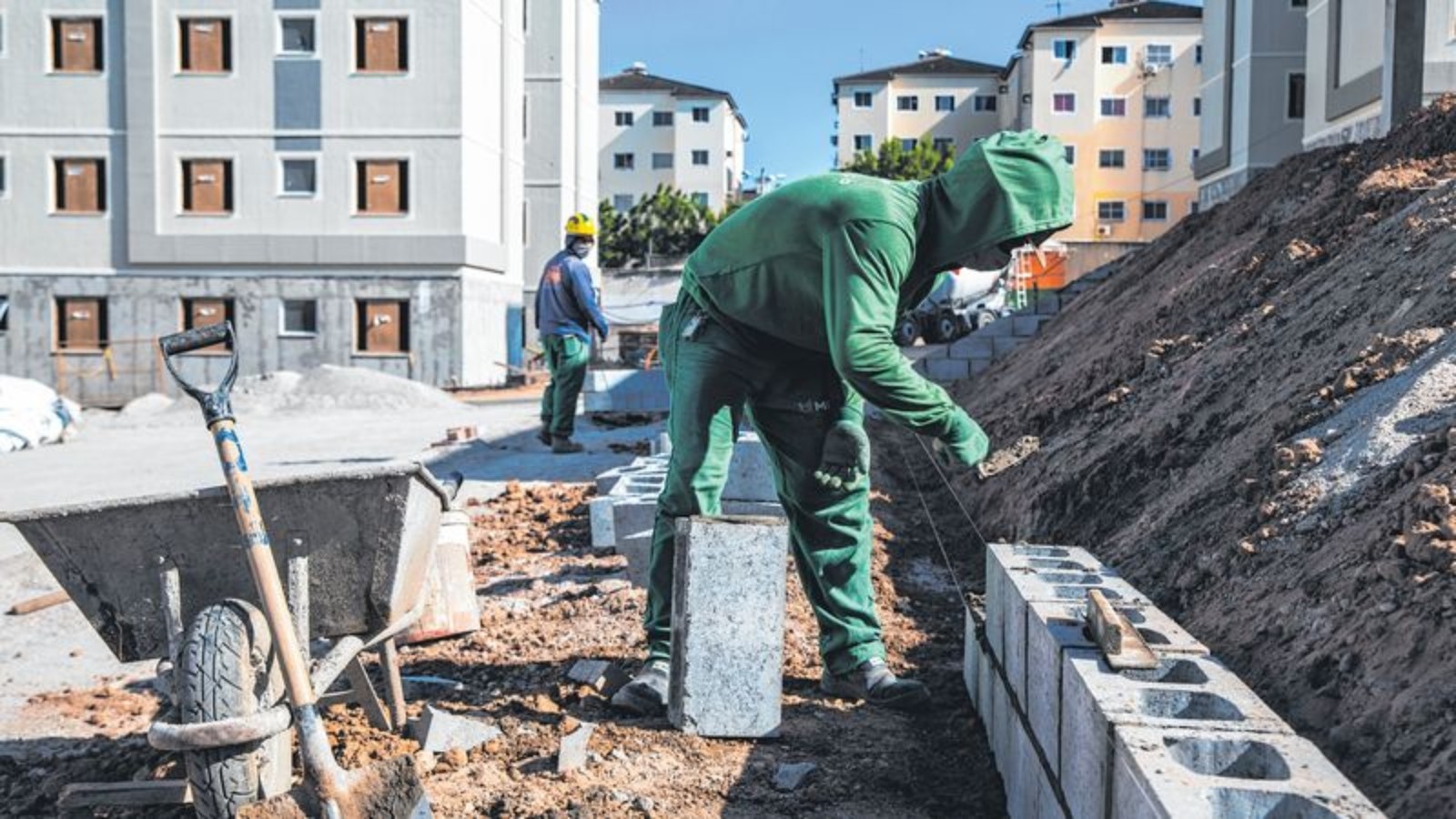Mutirão em Fortaleza oferece 579 vagas na construção civil nesta quinta-feira (27)