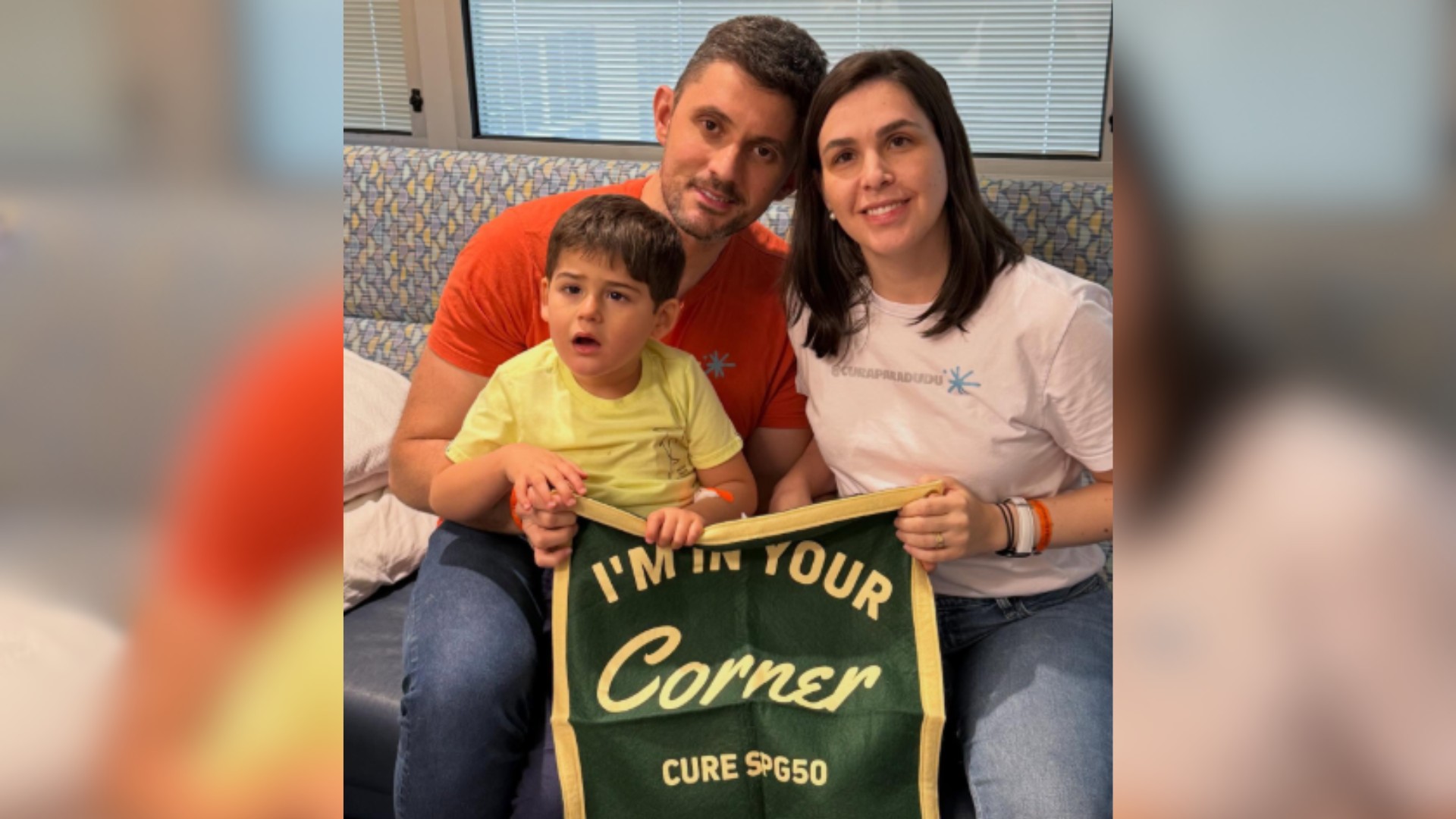 Pais de menino com doença genética rara inédita no Brasil comemoram cura após tratamento nos EUA: ‘vencemos’
