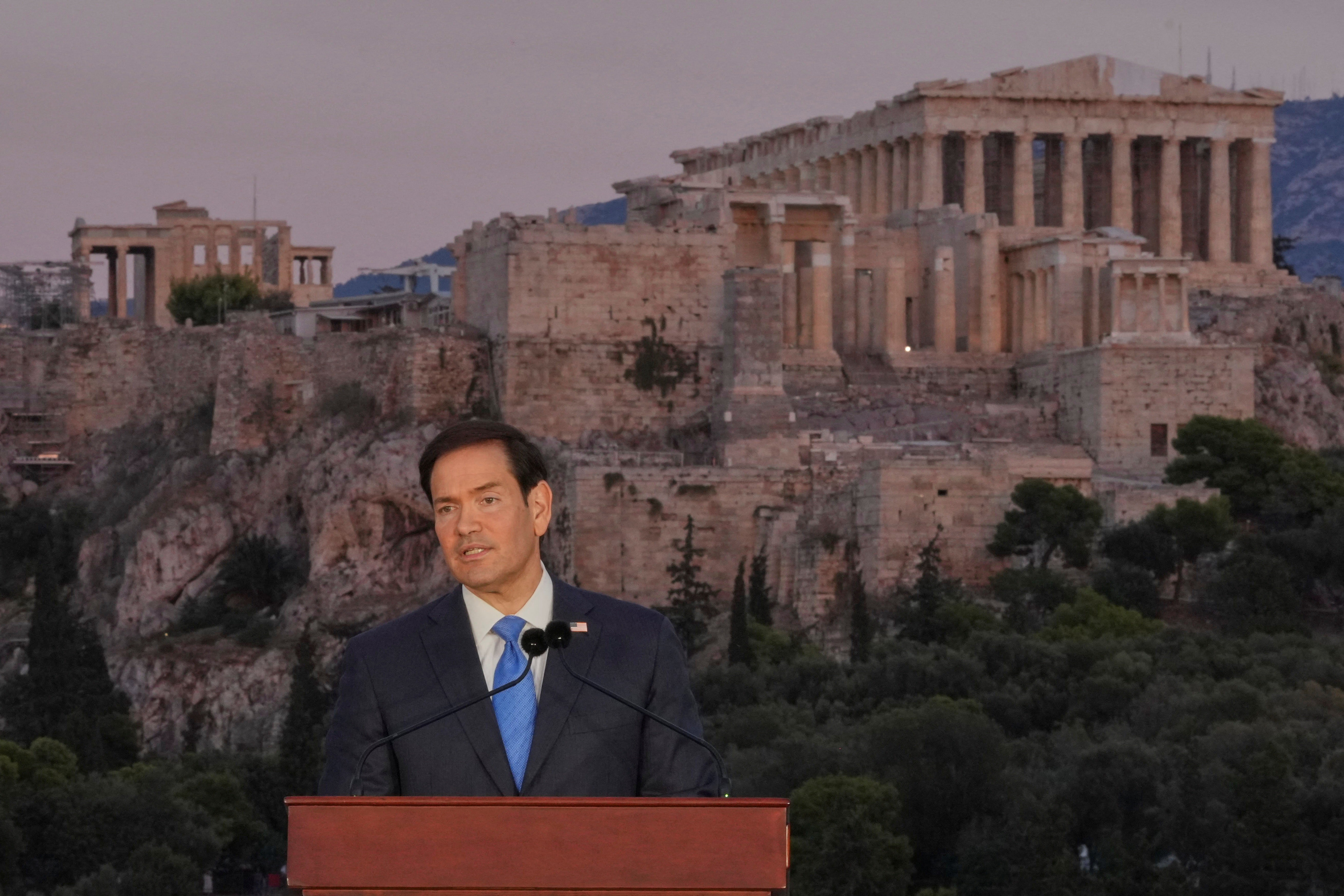 Alvo de protestos, Rubio associa valores da Grécia Antiga ao lema 'America First': 'Poder sem remorso'