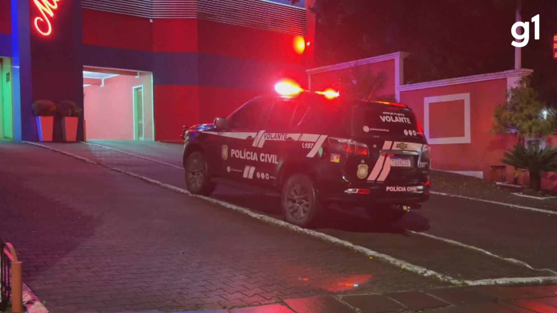 Quarto de motel pega fogo e homem pula muro para fugir em Porto Alegre