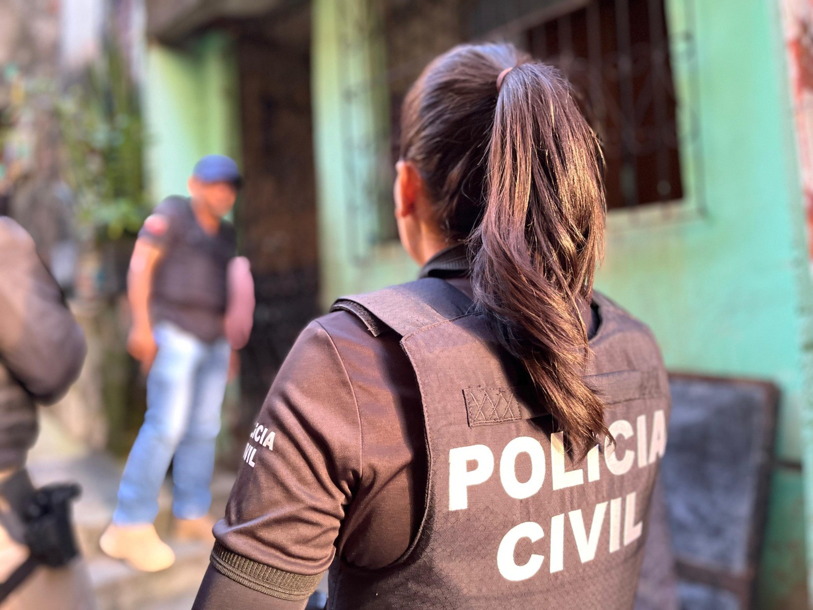 Homem é preso por estuprar menor de idade, filmar crime e armazenar conteúdos de abusos sexuais na Bahia