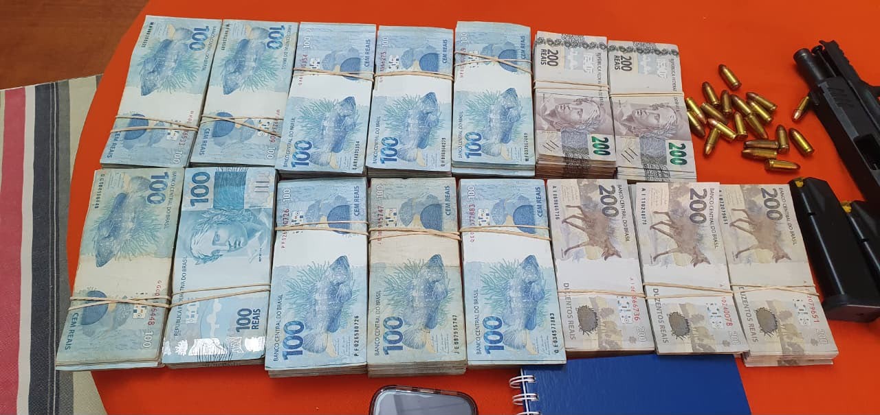 PF apreende R$ 200 mil em espécie durante investigação sobre suspeita de crimes eleitorais em Franca, SP