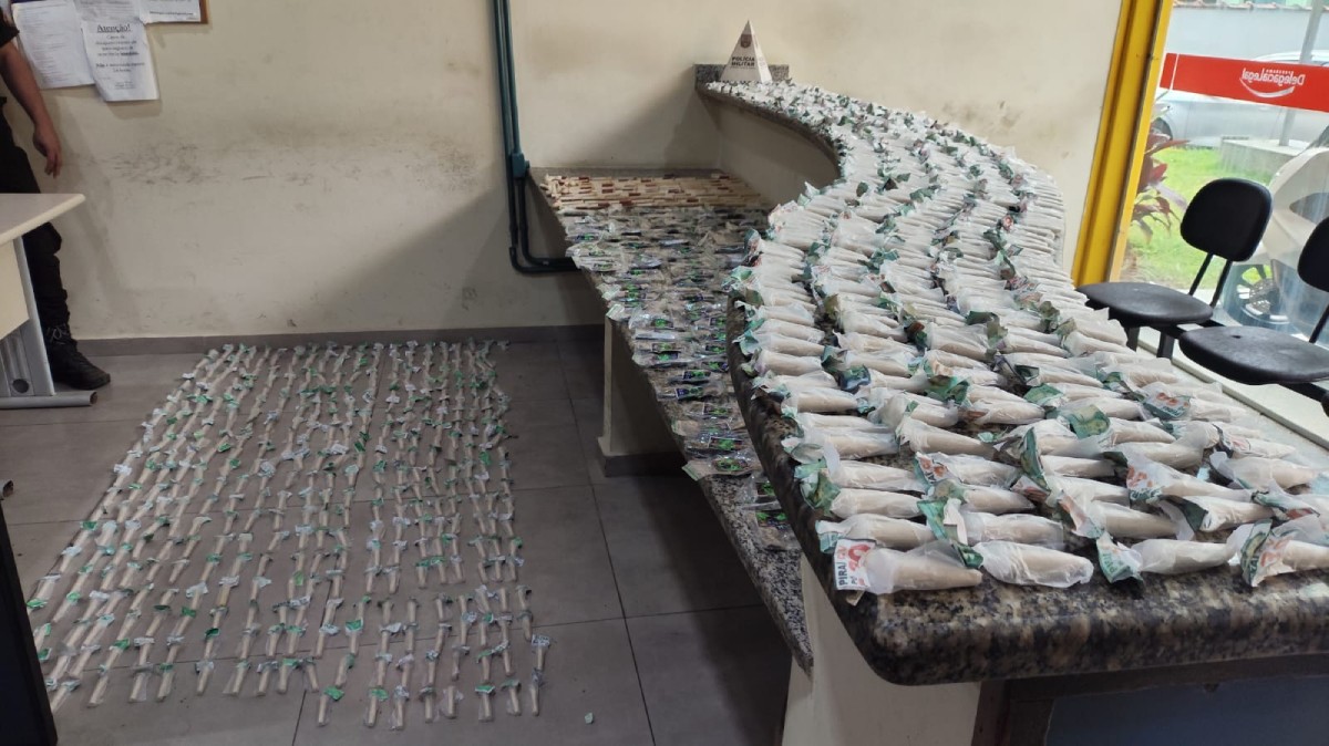 Jovem é preso com mais de 4 kg de drogas em Piraí