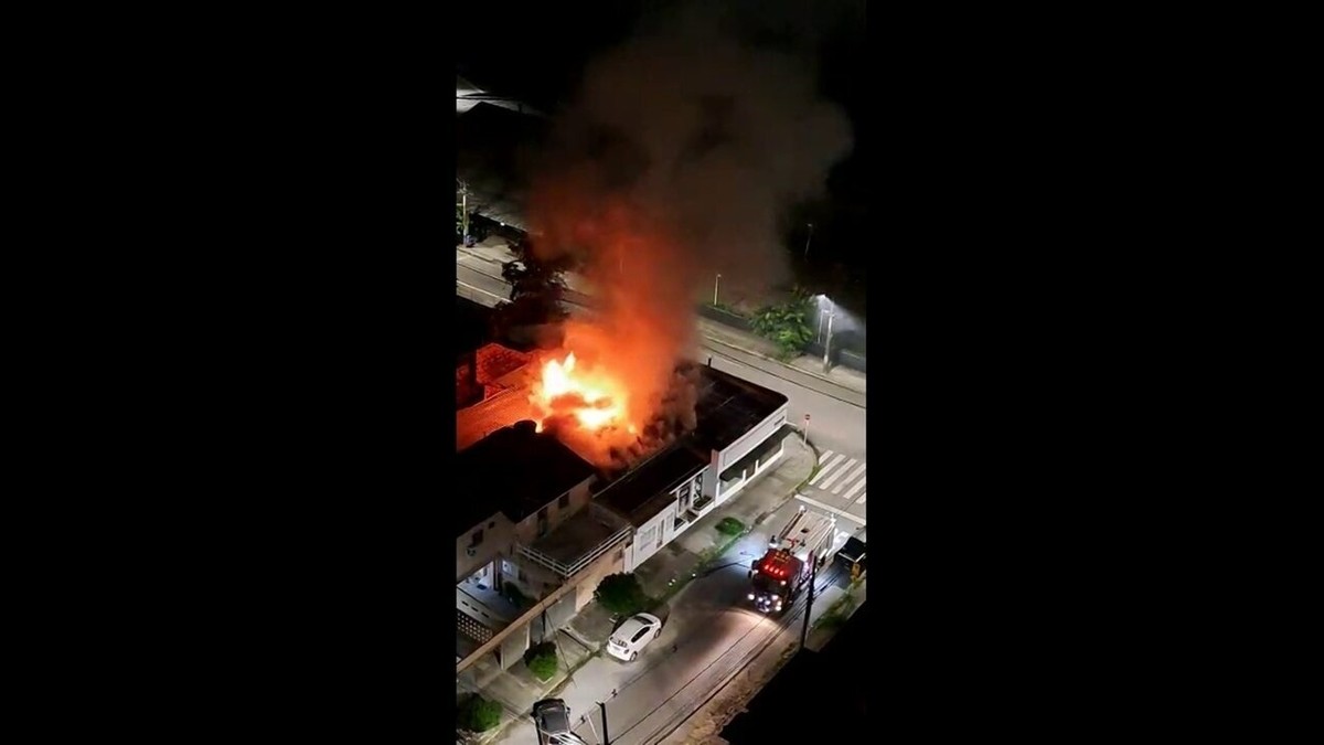 Lojas de roupas de aluguel em recife sales