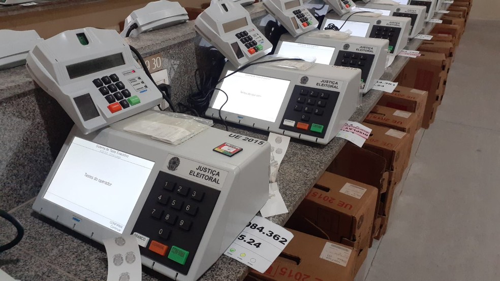 TRE-RN realiza transporte de urnas eletrônicas para as Eleições 2024 — Foto: Pedro Trindade/Inter TV Cabugi