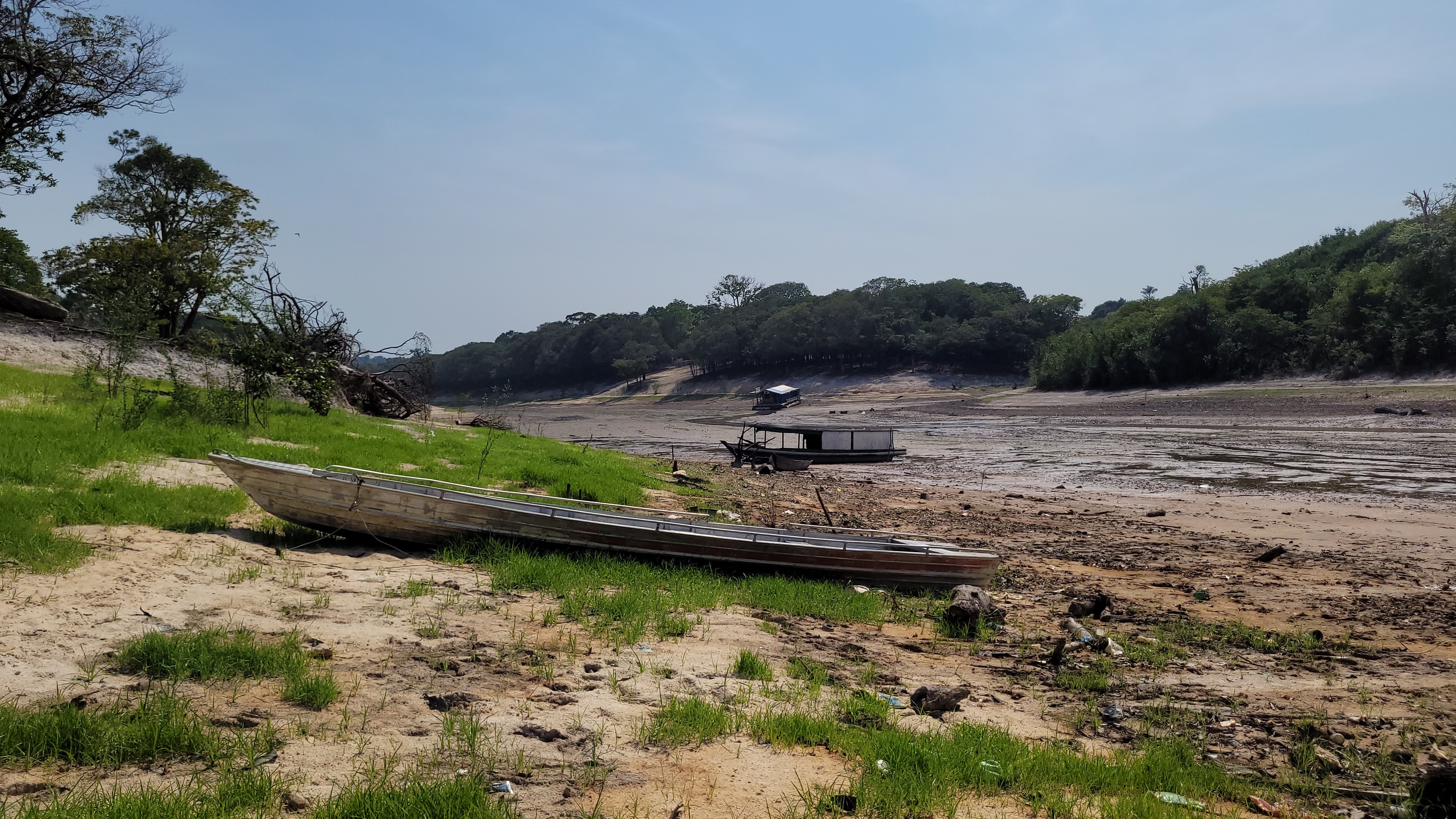 Rio Negro tem pior seca da história ao atingir 13,59 metros em Manaus | G1