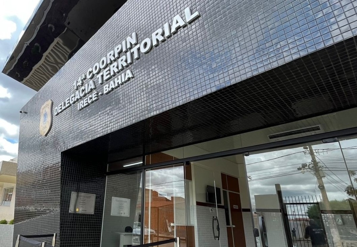 Idoso de 73 anos é encontrado morto dentro de casa na Bahia; companheira da vítima foi levada para delegacia  