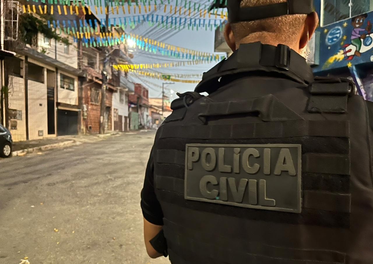 Operação na Bahia, Rio de Janeiro e Santa Catarina mira facção suspeita de envolvimento em pelo menos 15 homicídios em Salvador
