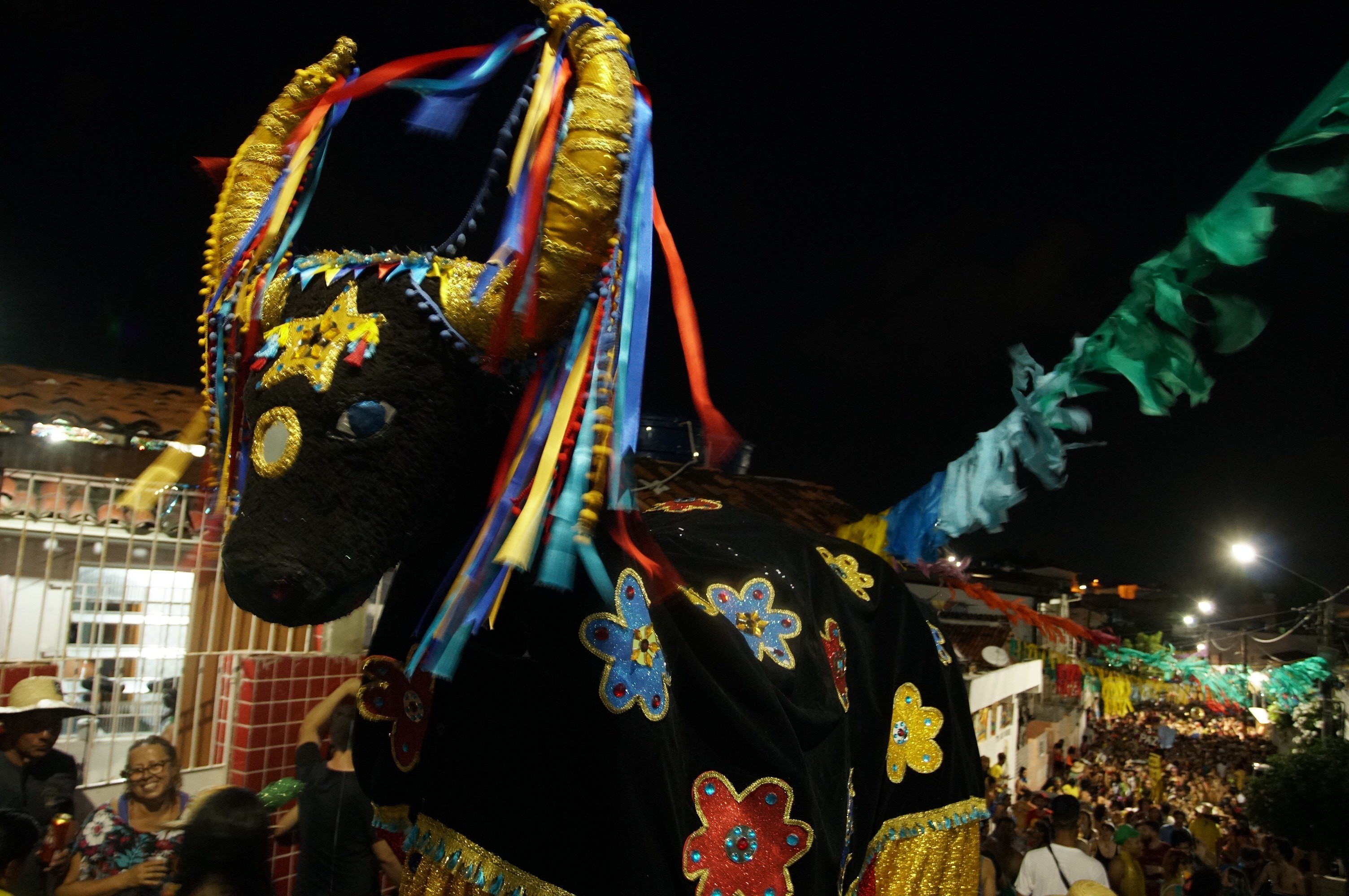 Última Chamada! Quarta de Cinzas Bombando: Shows e Blocos Pra Fechar o Carnaval com Chave de Ouro!