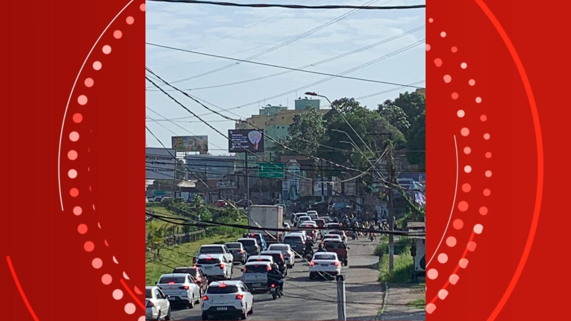 Acidente na av. Centenário, em Belém, derruba poste e deixa feridos