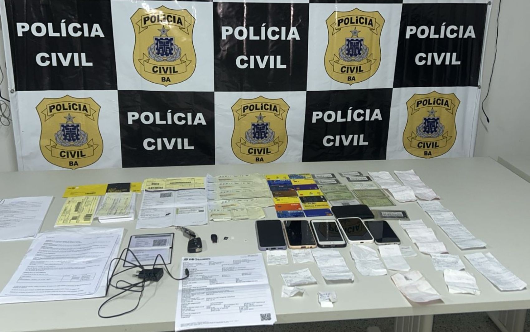Homem suspeito de praticar golpes em idosos é preso no interior da Bahia; prejuízo ultrapassa R$50mil