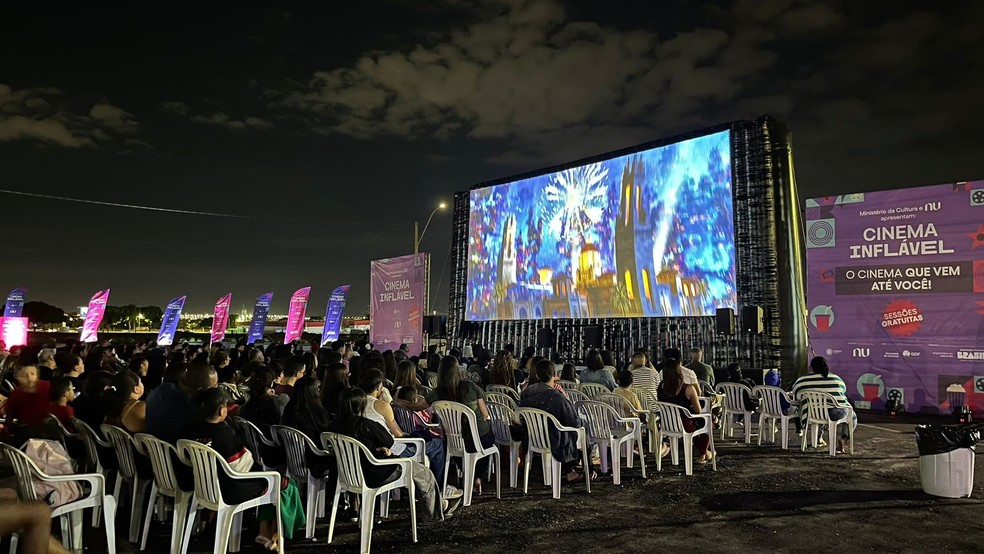 Projeto Cinema Inflável — Foto: Pipous Menezes