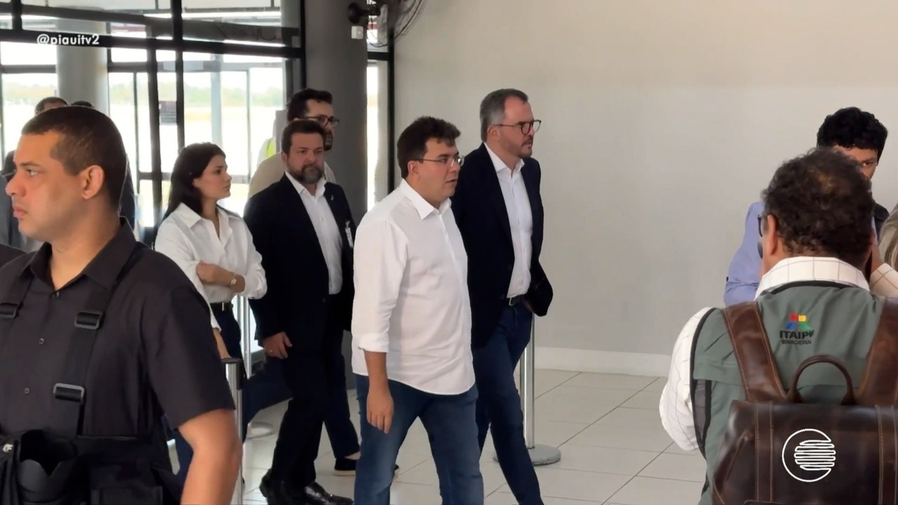 Rafael Fonteles promete voos permanentes em aeroportos regionais do Piauí