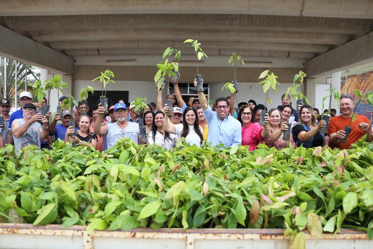 Assembleia Legislativa leva apoio e capacitação a agricultores familiares no ES

