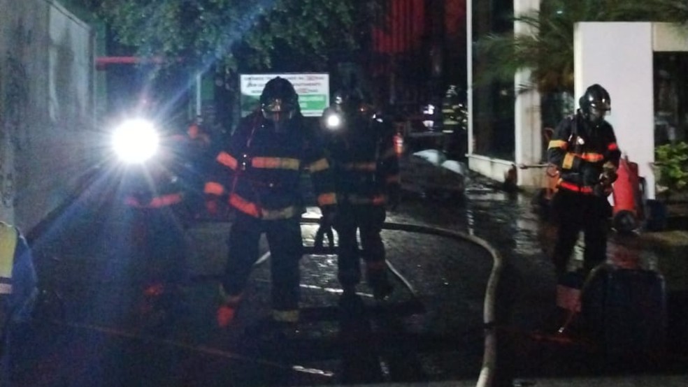 Explosão em empresa de óleo provoca incêndio em Itupeva — Foto: Reprodução