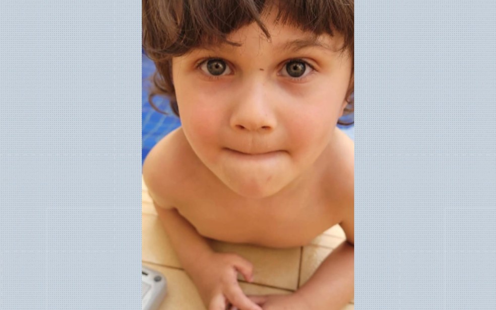 Brenno Fernandes Girdziauckas, de 4 anos, caiu do 10º do prédio que mora com a família no Centro de Ribeirão Preto, SP — Foto: Arquivo pessoal