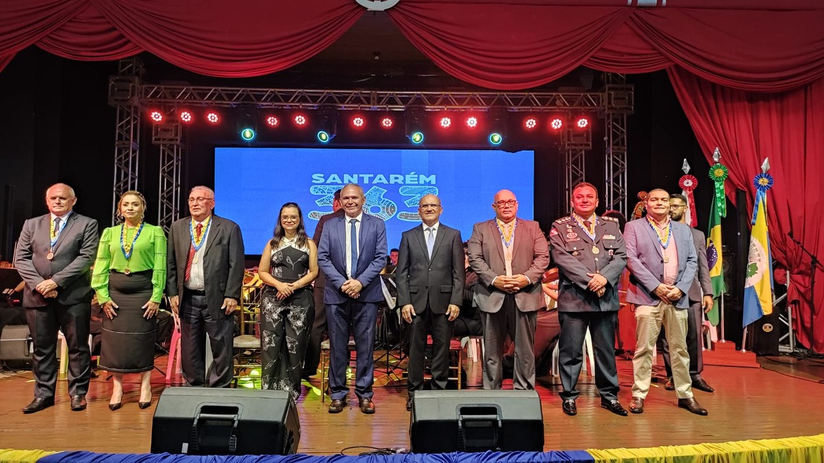 Personalidades de Santarém são homenageadas com medalha Padre Felipe Bettendorf