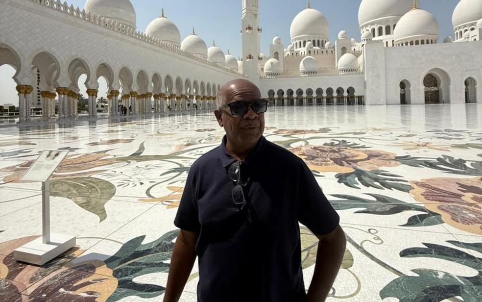 Luiz Carlos também aguarda em Dubai. — Foto: Arquivo Pessoal