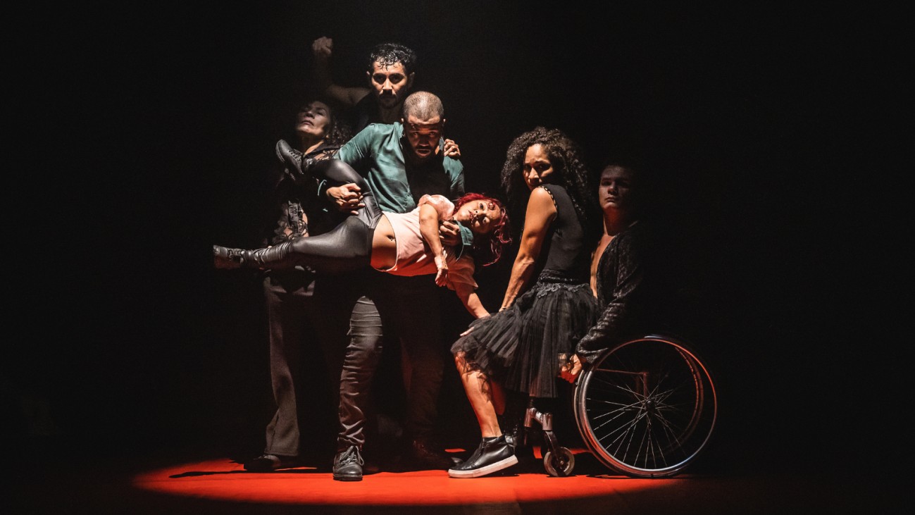 Bienal Sesc de Dança terá acessibilidade com visitas táteis, Libras e audiodescrição