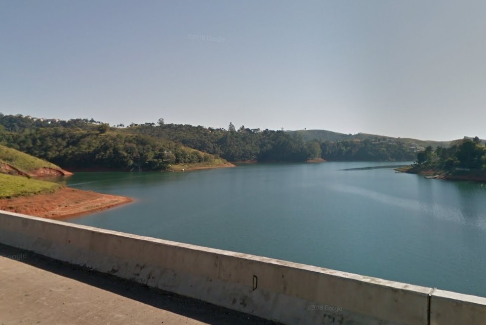 Criança de sete anos morre afogada na represa de Igaratá, SP