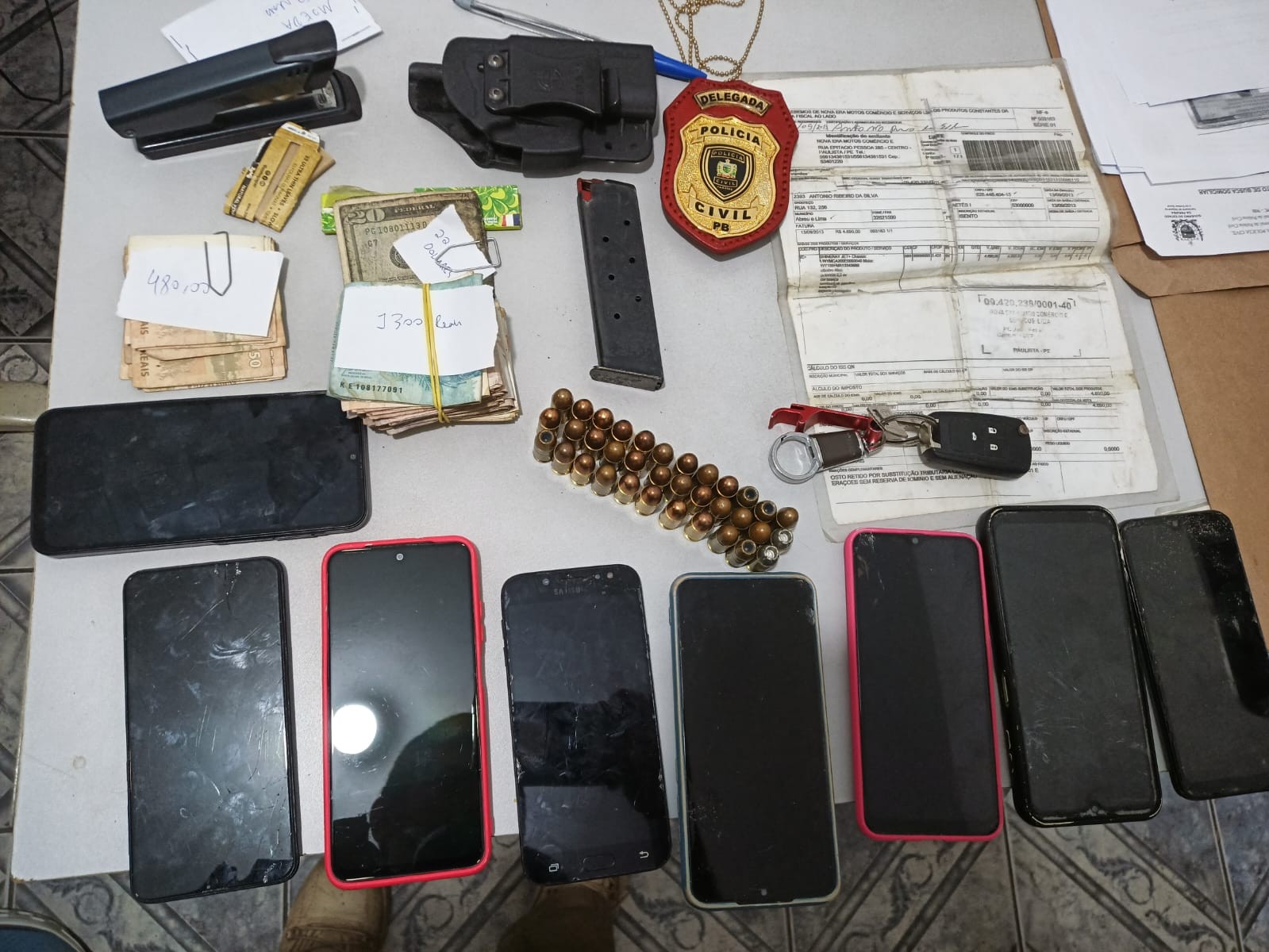 Cinco pessoas são presas suspeitas de homicídios e tráfico de drogas no Litoral Norte da Paraíba