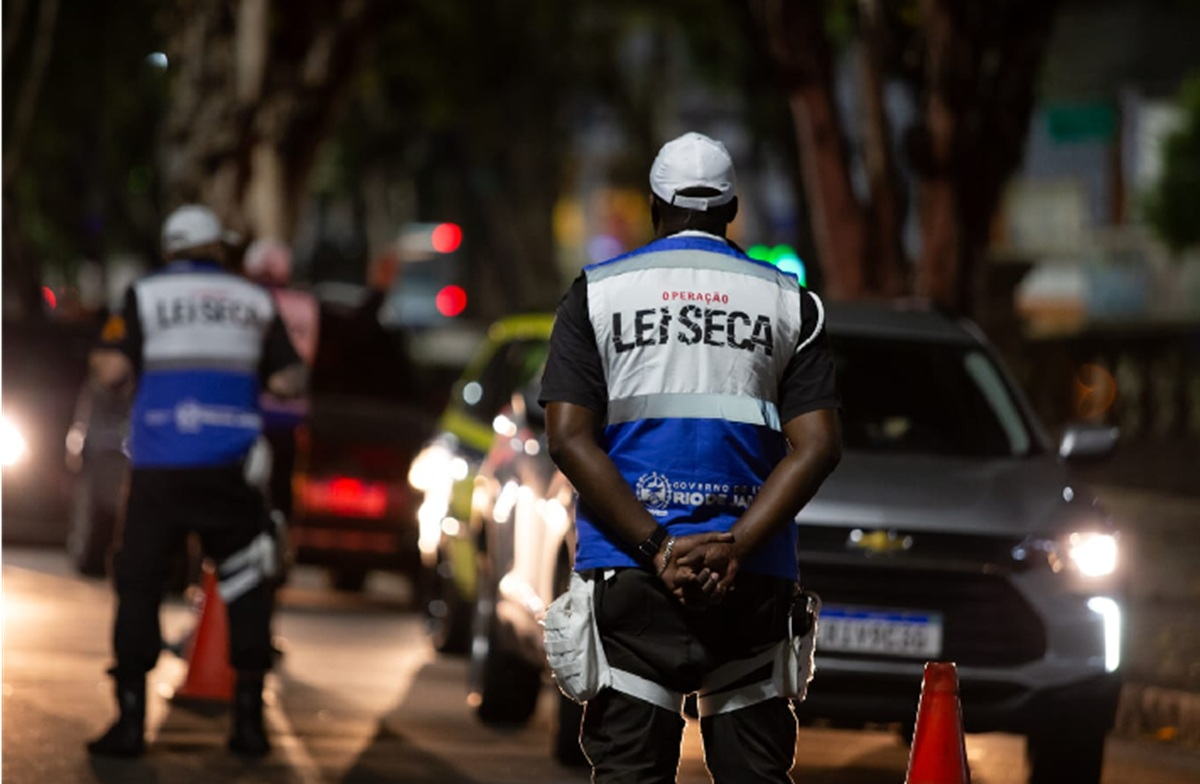 Operação Lei Seca registra 281 ocorrências de motoristas sob influência de álcool no RJ; Macaé e Itaperuna estão entre os destaques