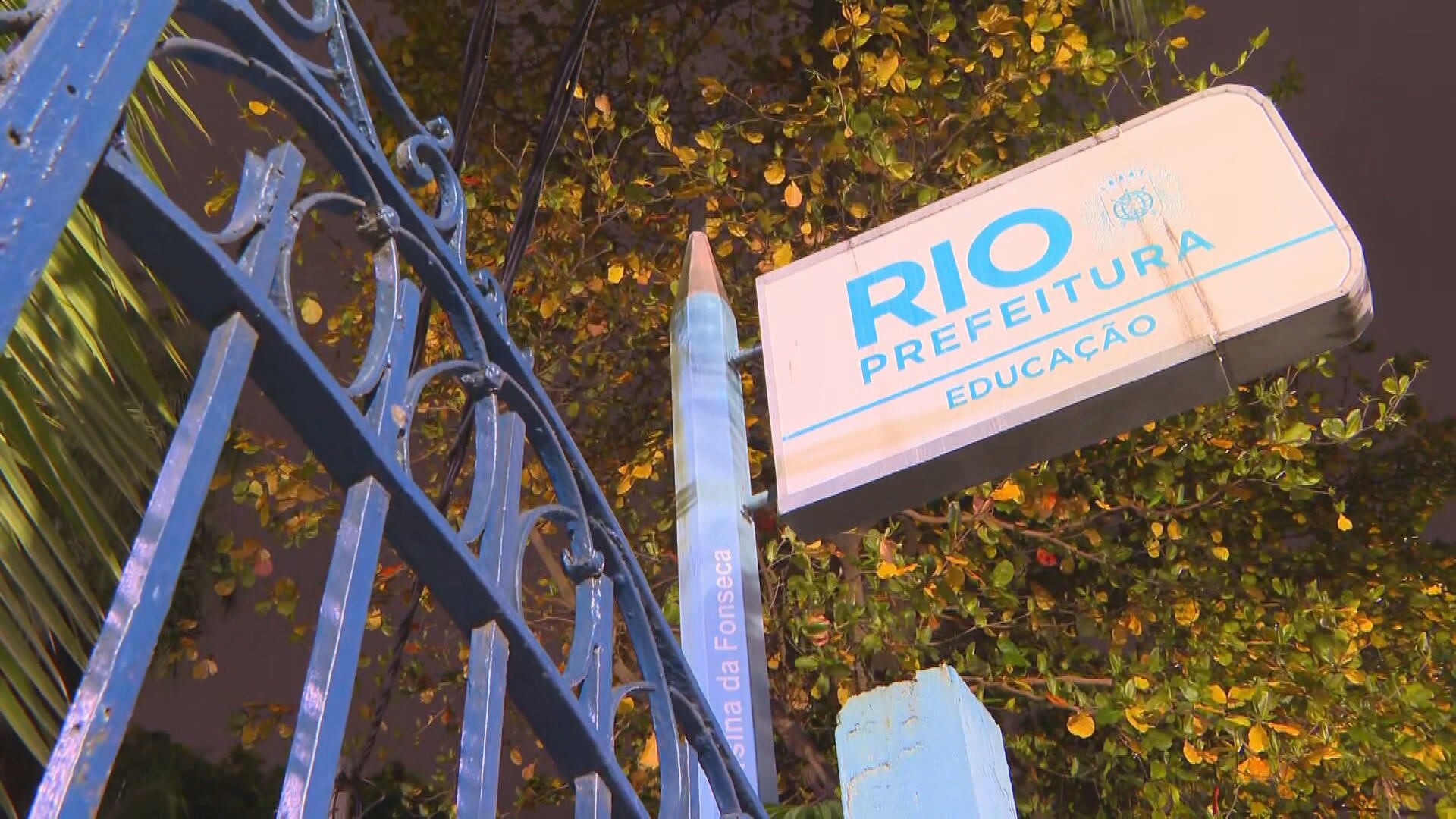 Professor é atacado a facadas por adolescente em escola da Tijuca, na Zona Norte do Rio