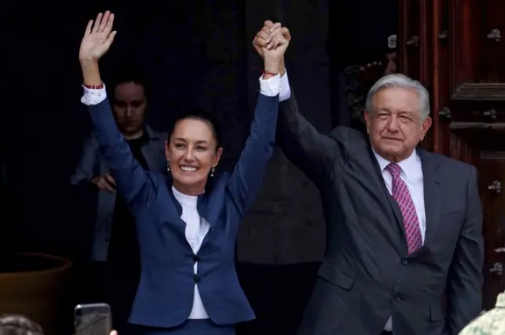 López Obrador foi um dos grandes defensores da reforma no Judiciário, que foi retomada por Sheinbaum ao assumir a presidência em 2024. — Foto: Getty Images via BBC