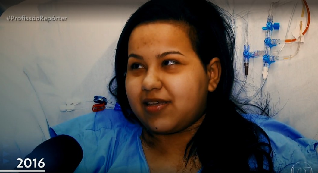Família de jovem transplantada pede R$ 630 mil de indenização por vídeo de estudantes de medicina que ironizaram caso