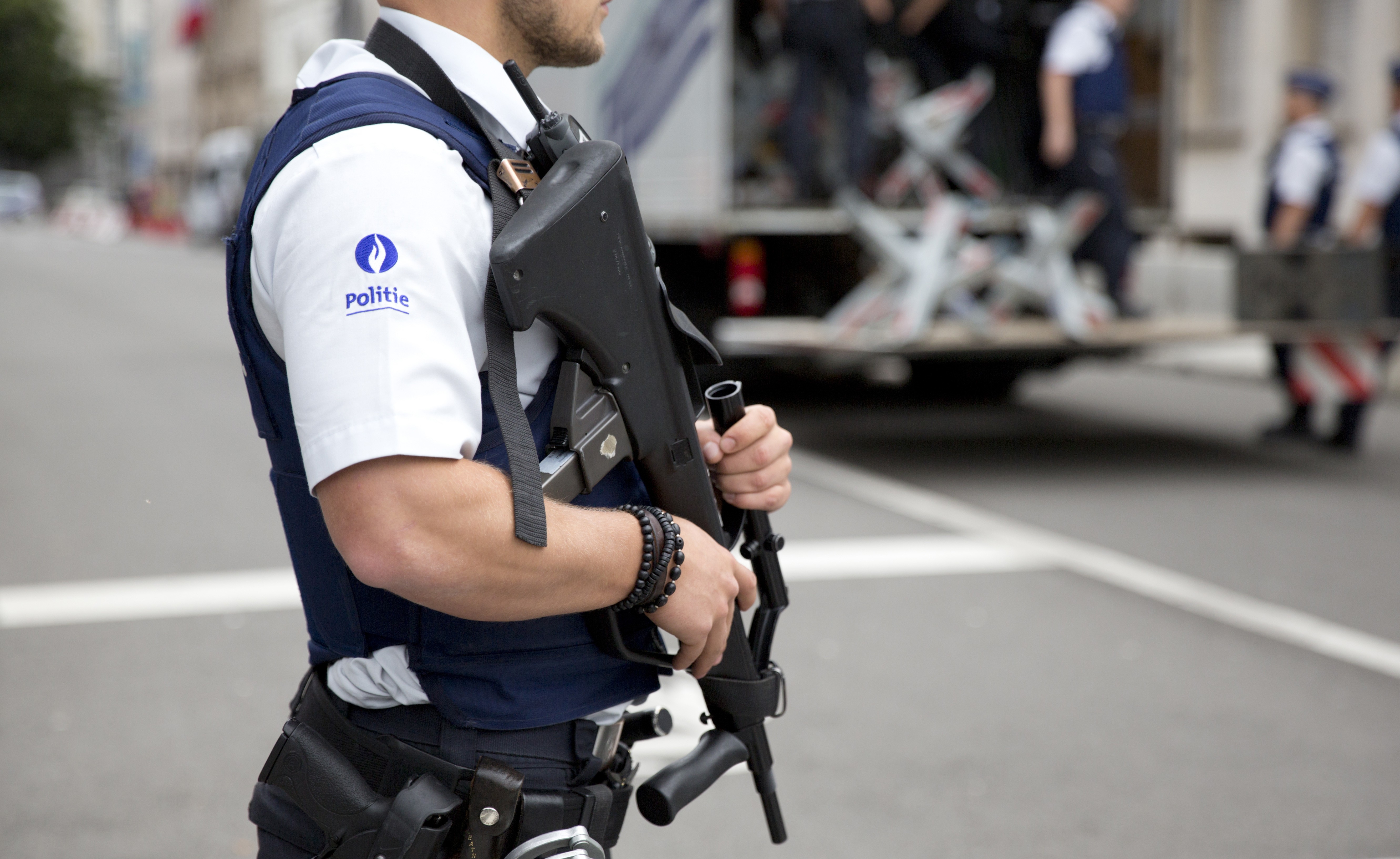 MP da Bélgica acusa três suspeitos de planejar ataque terrorista; grupo pertence ao Estado Islâmico K, diz autoridade