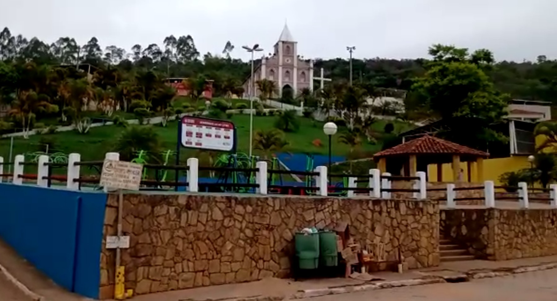 Com salários de até R$ 5,4 mil, Prefeitura de Pedro Teixeira divulga edital de concurso público; veja prazos e cargos