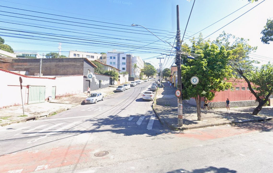 Homem atira contra adolescente após discussão em BH e acaba baleado por policial durante fuga