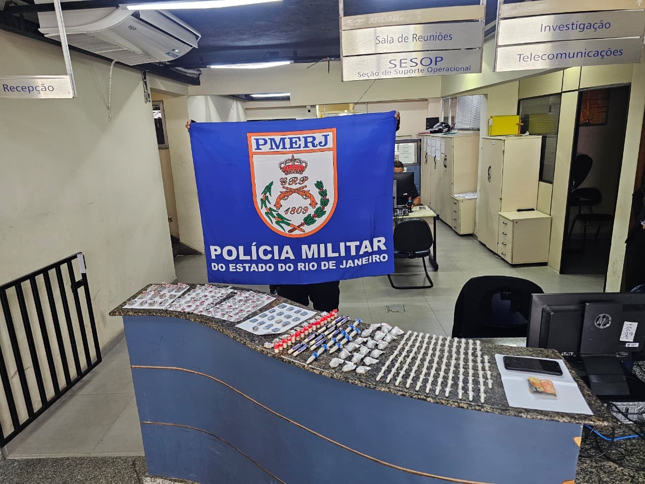 Homem é preso por tráfico de drogas em Angra dos Reis 