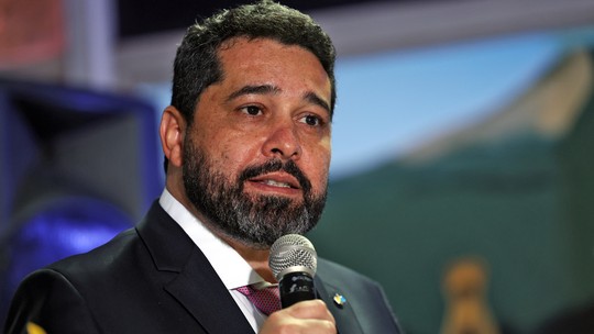 Com prejuízo bilionário no 1º trimestre e pressão de aliados pelo cargo, presidente dos Correios pede demissão - Empresa teve pior déficit entre as estatais em 2024 e registrou prejuízo de R$ 1,7 bilhão no primeiro trimestre de 2025. Cargo é almejado pelo União Brasil, que comanda ministério.