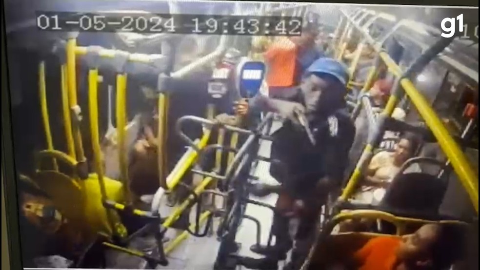 Jovem é morto após ser baleado em assalto a ônibus em São Luís, em 2024 — Foto: Reprodução