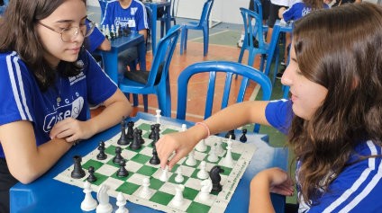 A importância do xadrez no ensino fundamental: estratégia e decisões desde cedo