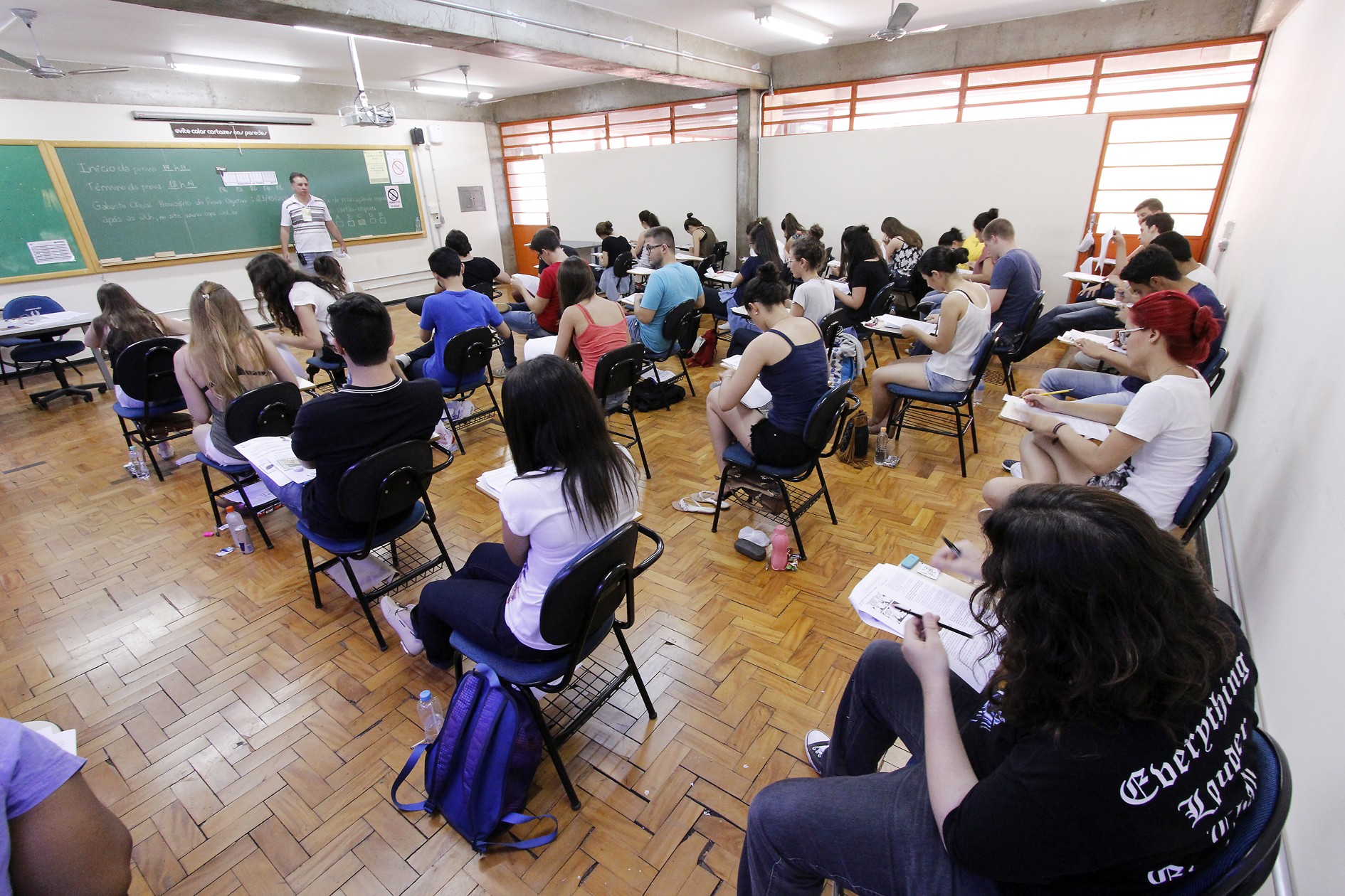 UEL divulga nesta terça-feira (12) lista de convocados para 130 vagas ...