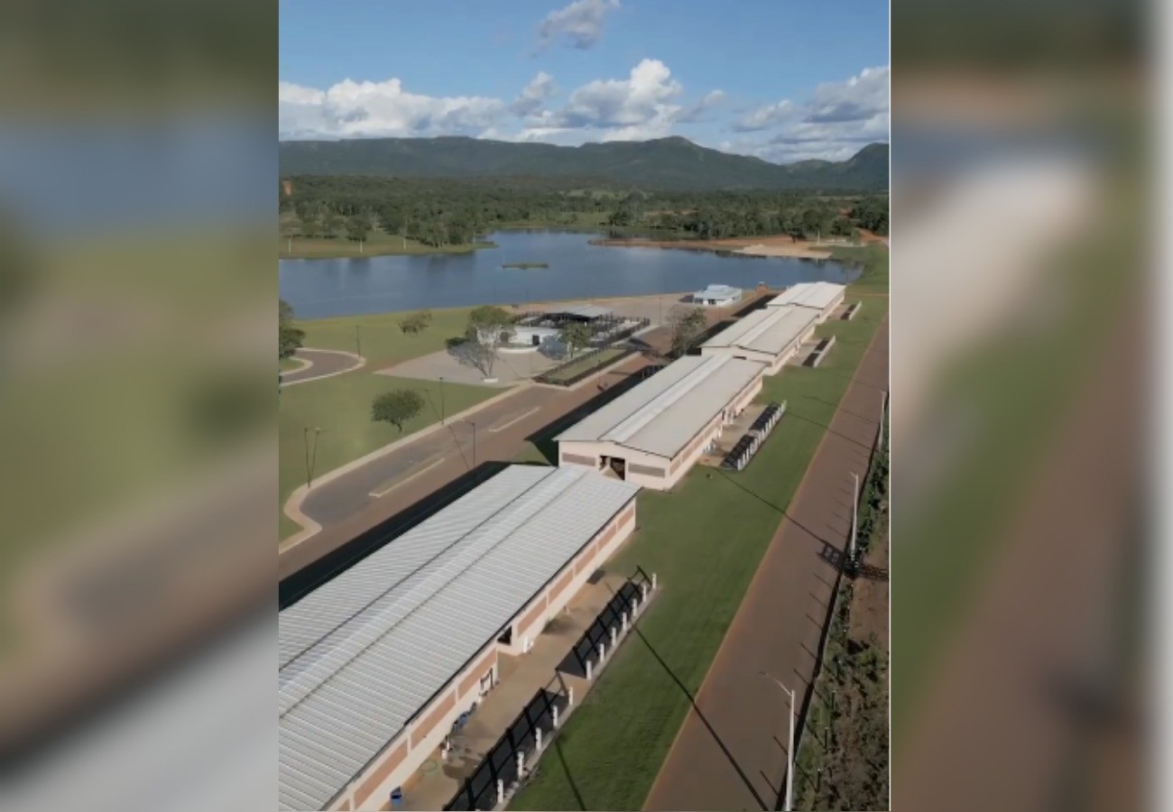 Helicóptero cai próximo a fazenda da dupla Henrique e Juliano no Tocantins, diz bombeiros 