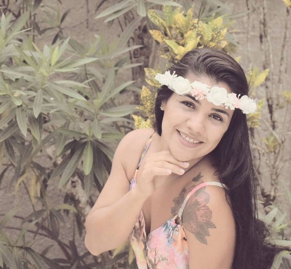 Mulher é morta a tiros em Ubatuba — Foto: Arquivo Pessoal